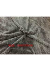 紹興柯橋北極絨燙光單面素色針織面料的特性與應用